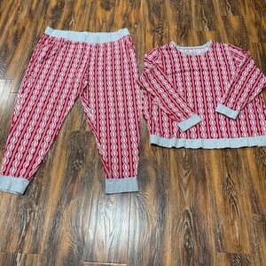 Women's Size 2XL Pajamas by Pajamagram Red Rope Candy Print Jogger and Shirt Set